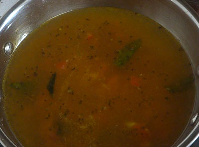 water for 5 minute quick saaru or rasam