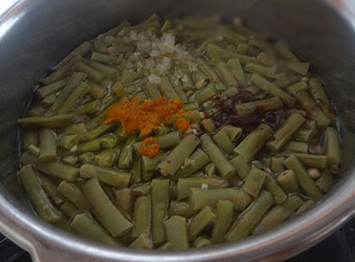 salt and tamarind for alasande hudi haki koddel or sambar