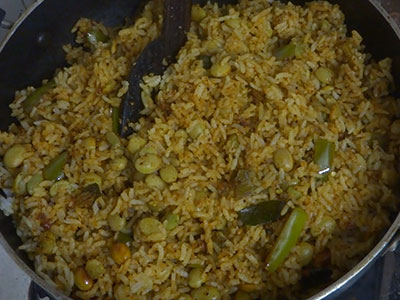 mixing avarekalu bath or avarekalu rice