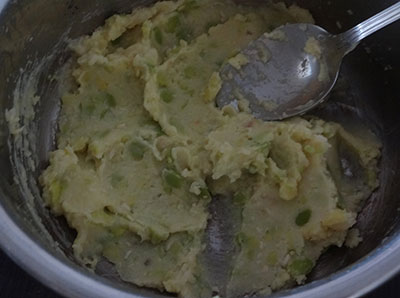 mashed avarekalu for avarekalu kodubale