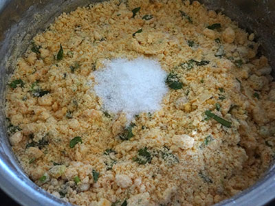 mixing flour for avarekalu kodubale