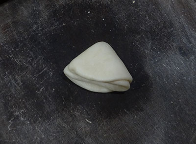 folding poori for badam puri or badami poori