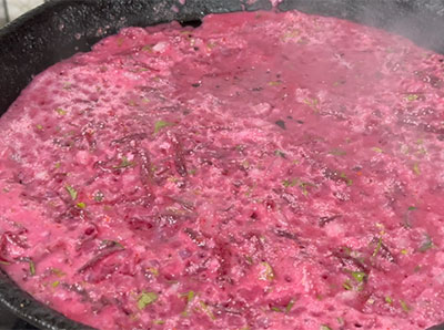 cast iron pan for beetroot dosa recipe