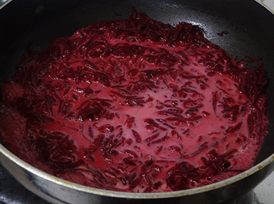 milk for beetroot halwa