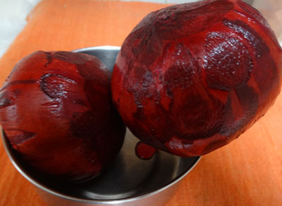 peeled beetroot for beetroot mudde huli or beetroot sambar