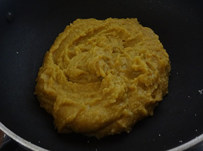 ground dal and jaggery for bele holige or bele obbattu