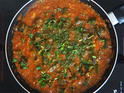 coriander leaves for bendekai gojju or bhindi curry