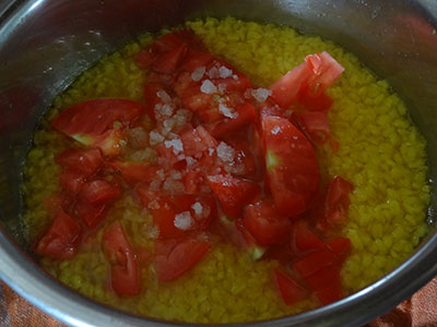 tomato for hesaru bele bili saaru or mung dal tomato rasam