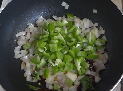 chopped tomato for capsicum chutney recipe