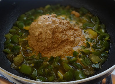 ground masala for capsicum menaskai