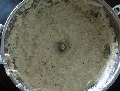 grinding bangalore hotel style coconut chutney