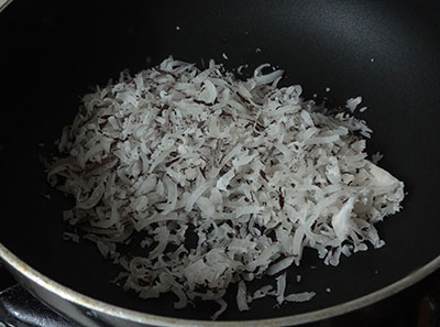 roasting coconut for coconut garlic chutney powder