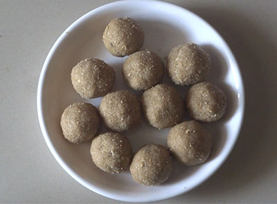 ellunde or sesame seeds ladoo