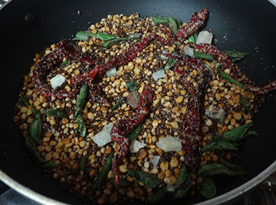 fried ingredients for agase chutney pudi or flax seeds chutney powder