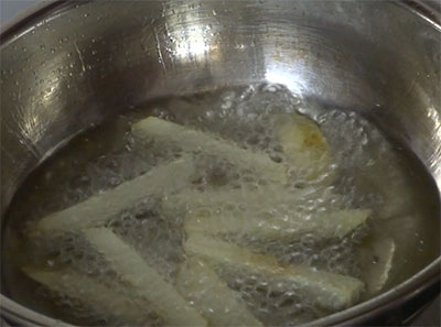 fried potato slices for french fries or finger chips