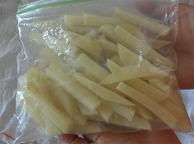 freezing potato sticks for french fries or finger chips