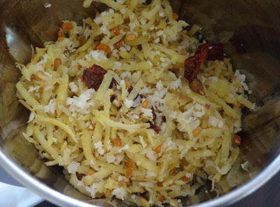 grinding sweet potato chutney or genasina chutney