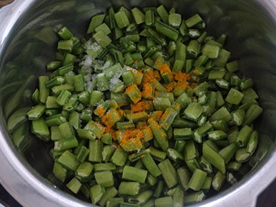 cooking cluster beans for gorikayi gojju or cluster beans curry