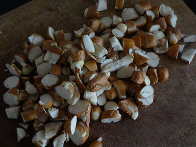 cooking jackfruit seeds for halasina beejada palya or jackfruit seeds stir fry