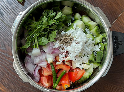 coconut and cumin seeds for heerekai maskai recipe