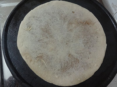 cooking wheat flour kayi holige or kayi obbattu