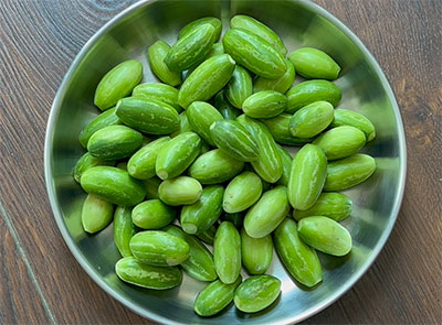 Ivy gourd for thondekai huli menasina kodilu recipe