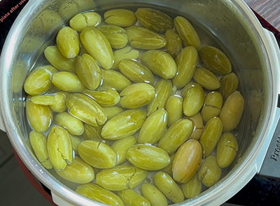 cooked Ivy gourd for thondekai huli menasina kodilu recipe