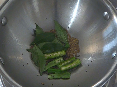 soaked tamarind for Karnataka style puliyogare or tamarind rice