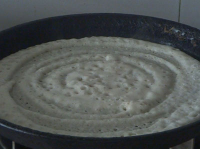 making jowar dosa or jolada hittina dose