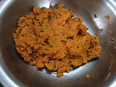 preparing dough for kayi vade or akki hittu poori