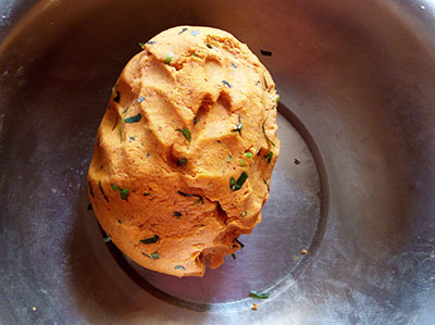 kayi vade or akki hittu poori dough