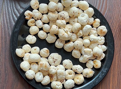 fried lotus seeds for tavare beeja payasa or makhana kheer