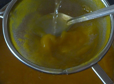 filtering mango frooti juice or maaza juice