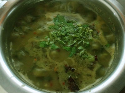 coriander leaves for massoppu saaru