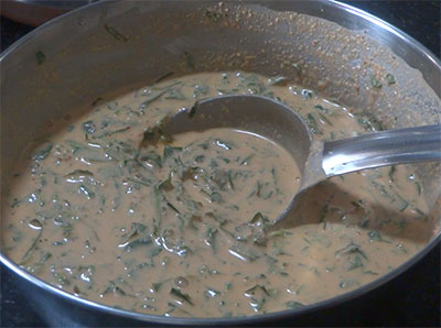 batter for menthe soppu dose or methi leaves dosa