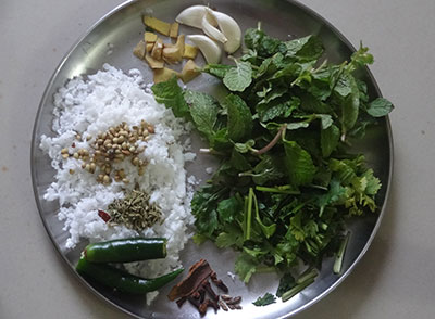 grinding masala for methi pulao or menthe soppina pulav