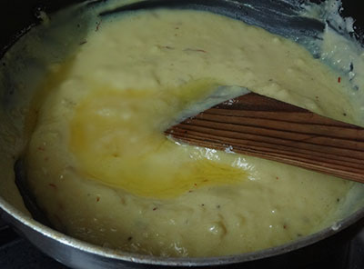 making milk peda or doodh peda