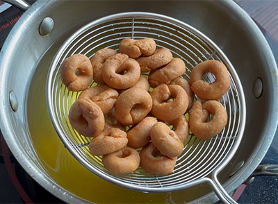 fried kodubale or kodbale