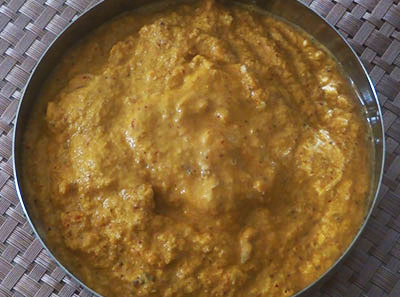 ground masala for molake kalu saaru or sprouts gravy