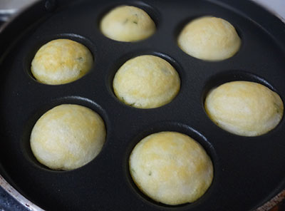 cooking mosaru vade or curd vada