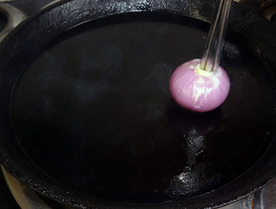 smear oil for making neer dosa