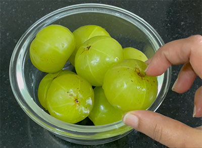 nellikai or gooseberry for nellikai leha or amla jam recipe