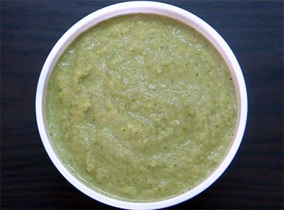 griding onion coriander leaves chutney