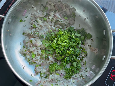 coriander leaves for onion tomato paratha or masala chapati