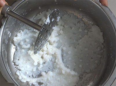 cooked rice for paddu using leftover rice