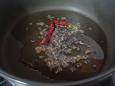 cumin seeds for Palak soppina palle or palak dal