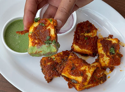 paneer fry and green chutney for easy evening snacks paneer tawa fry recipe