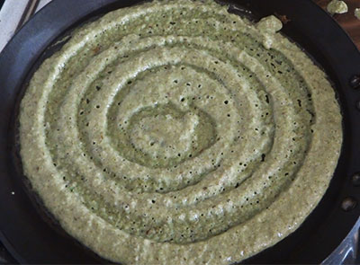 making hesaru kalu dose or pesarattu dosa