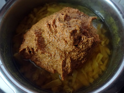 ground masala for pineaple menaskai or ananas gojju