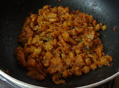 rasam powder and coconut for pineapple curry or ananas gojju